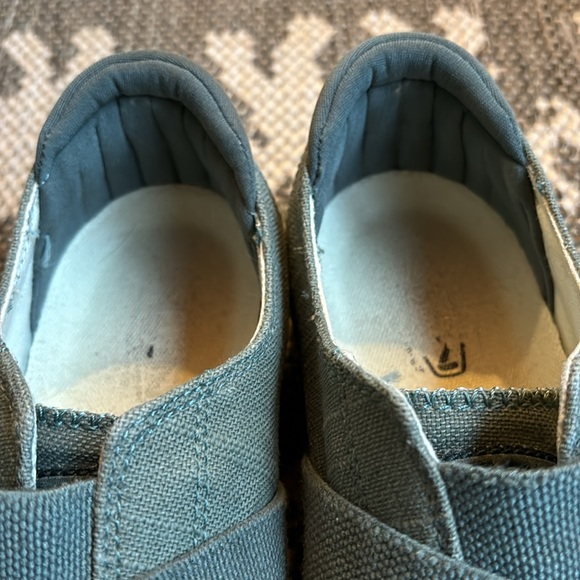 Keen Women’s Elsa Gore Slip On, Green - Picture 5 of 10